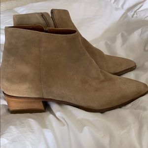 Aquatalia tan suede weatherproof booties size 7